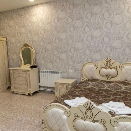 Noyemburg Hotel Noyemberyan Esterno foto